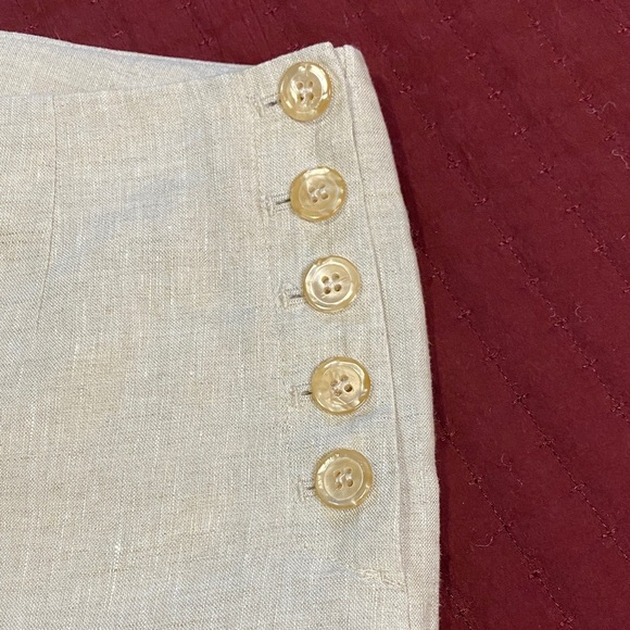 Size 4 Talbots 100% Linen Cream Wide-Leg Pants with Button Detail - Picture 4 of 11